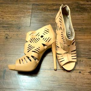 Beige color BCBG ankle boots